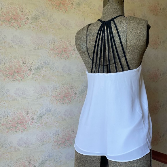 White Express Top XS - Picture 5 of 10